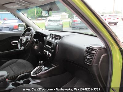 2015 Kia Soul +   - Photo 15 - Mishawaka, IN 46545