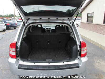 2008 Jeep Compass Sport   - Photo 13 - Mishawaka, IN 46545