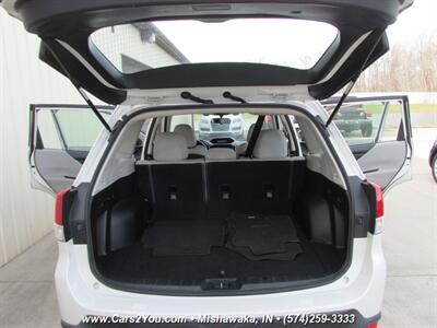 2019 Subaru Forester 2.5i AWD   - Photo 13 - Mishawaka, IN 46545