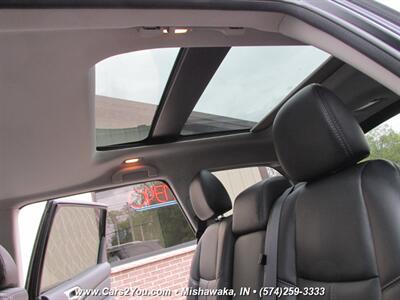 2015 Nissan Pathfinder SL 4x4   - Photo 10 - Mishawaka, IN 46545