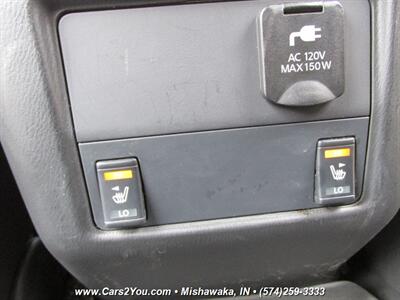 2015 Nissan Pathfinder SL 4x4   - Photo 17 - Mishawaka, IN 46545