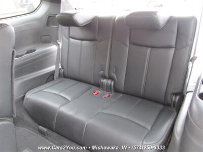 2015 Nissan Pathfinder SL 4x4   - Photo 18 - Mishawaka, IN 46545