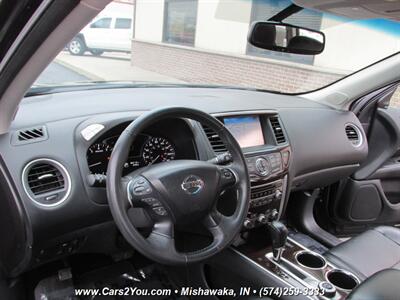 2015 Nissan Pathfinder SL 4x4   - Photo 12 - Mishawaka, IN 46545