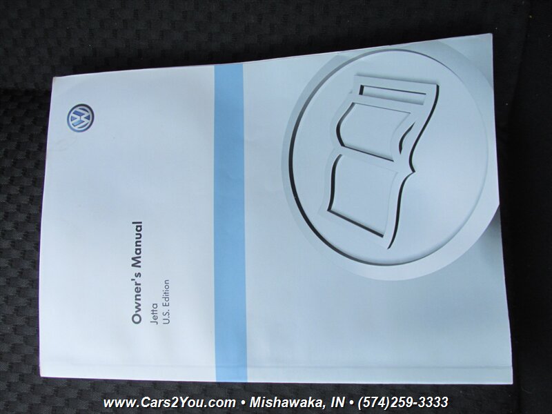 2011 Volkswagen Jetta - Photo 24 - Mishawaka, IN 46545