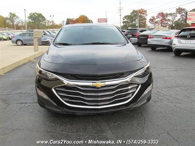 2024 Chevrolet Malibu LT   - Photo 2 - Mishawaka, IN 46545