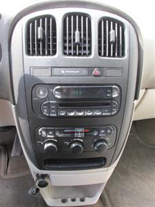 2006 Dodge Grand Caravan SE   - Photo 9 - Mishawaka, IN 46545