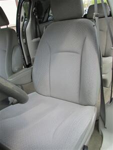 2006 Dodge Grand Caravan SE   - Photo 11 - Mishawaka, IN 46545