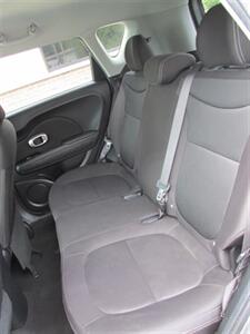 2017 Kia Soul   - Photo 11 - Mishawaka, IN 46545