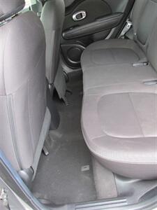 2017 Kia Soul   - Photo 12 - Mishawaka, IN 46545
