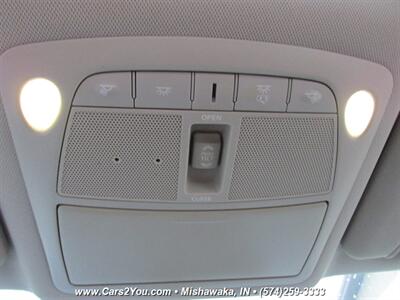 2017 Nissan Rogue SV 4x4   - Photo 27 - Mishawaka, IN 46545