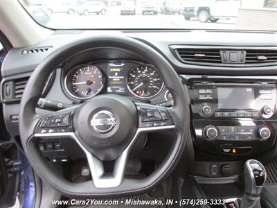 2017 Nissan Rogue SV 4x4   - Photo 20 - Mishawaka, IN 46545