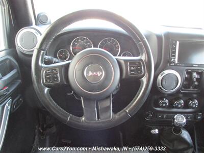 2011 Jeep Wrangler Unlimited Sahara 4x4   - Photo 14 - Mishawaka, IN 46545