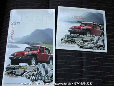 2011 Jeep Wrangler Unlimited Sahara 4x4   - Photo 20 - Mishawaka, IN 46545