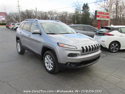 2014 Jeep Cherokee Latitude 4x4   - Photo 7 - Mishawaka, IN 46545