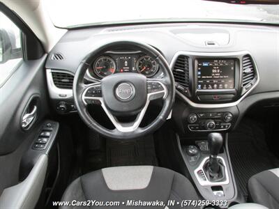 2014 Jeep Cherokee Latitude 4x4   - Photo 17 - Mishawaka, IN 46545