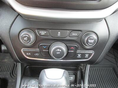 2014 Jeep Cherokee Latitude 4x4   - Photo 22 - Mishawaka, IN 46545