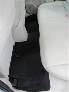 2016 Subaru Impreza 2.0i Premium AWD   - Photo 11 - Mishawaka, IN 46545