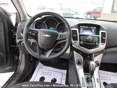 2016 Chevrolet Cruze Limited 1LT Auto - Photo 17 - Mishawaka, IN 46545