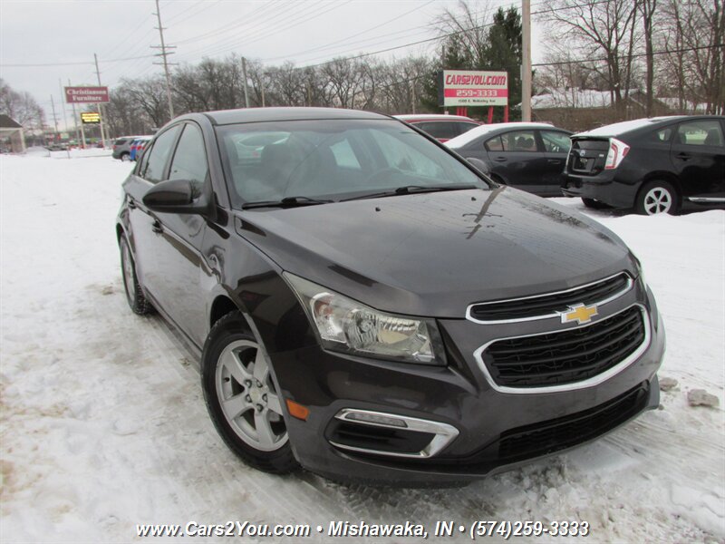 2016 Chevrolet Cruze Limited 1LT Auto   - Photo 1 - Mishawaka, IN 46545