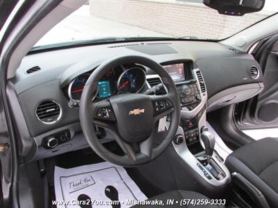 2016 Chevrolet Cruze Limited 1LT Auto - Photo 10 - Mishawaka, IN 46545