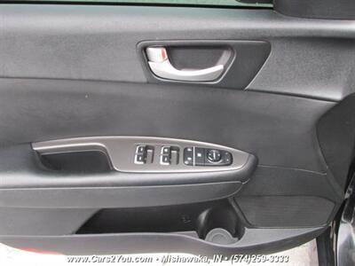 2016 Kia Optima LX - Photo 9 - Mishawaka, IN 46545