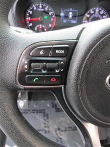 2016 Kia Optima LX - Photo 26 - Mishawaka, IN 46545