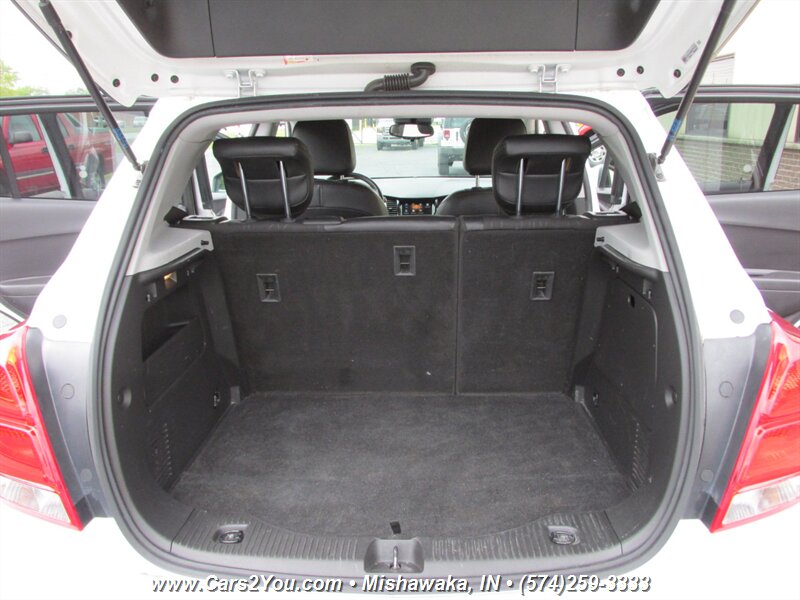 2019 Chevrolet Trax LT 4x4 - Photo 17 - Mishawaka, IN 46545
