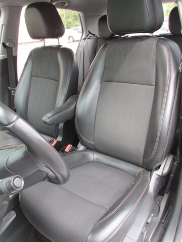 2019 Chevrolet Trax LT 4x4 - Photo 12 - Mishawaka, IN 46545