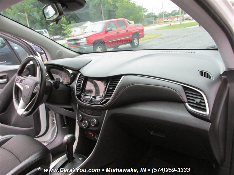 2019 Chevrolet Trax LT 4x4 - Photo 21 - Mishawaka, IN 46545