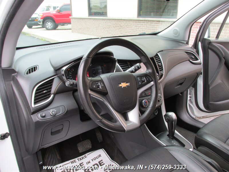 2019 Chevrolet Trax LT 4x4 - Photo 11 - Mishawaka, IN 46545