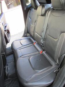 2015 Jeep Renegade Limited 4x4 - Photo 14 - Mishawaka, IN 46545