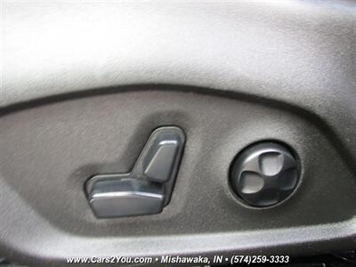 2015 Jeep Renegade Limited 4x4 - Photo 13 - Mishawaka, IN 46545