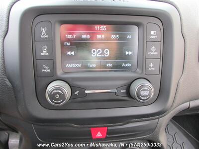 2016 Jeep Renegade Latitude 4x4   - Photo 28 - Mishawaka, IN 46545