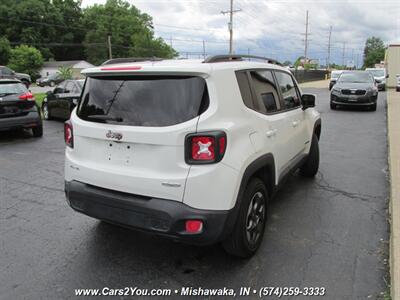 2016 Jeep Renegade Latitude 4x4   - Photo 6 - Mishawaka, IN 46545