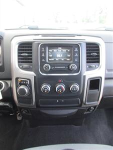2019 RAM 1500 SLT CREW CAB   - Photo 25 - Mishawaka, IN 46545