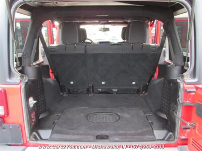 2015 Jeep Wrangler Unlimited Sahara 4x4 - Photo 11 - Mishawaka, IN 46545