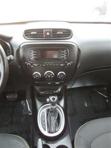 2015 Kia Soul +   - Photo 21 - Mishawaka, IN 46545