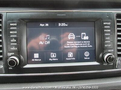 2017 Kia Sedona LX   - Photo 28 - Mishawaka, IN 46545