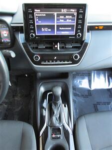 2021 Toyota Corolla LE   - Photo 23 - Mishawaka, IN 46545