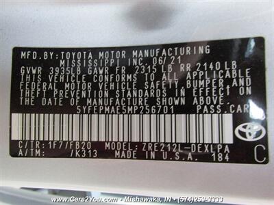 2021 Toyota Corolla LE   - Photo 32 - Mishawaka, IN 46545