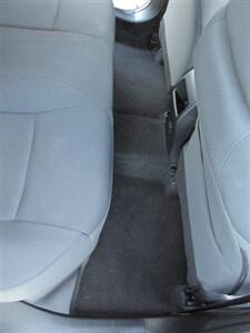 2021 Toyota Corolla LE   - Photo 16 - Mishawaka, IN 46545