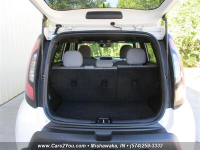 2014 Kia Soul   - Photo 12 - Mishawaka, IN 46545