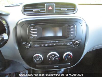 2014 Kia Soul   - Photo 19 - Mishawaka, IN 46545