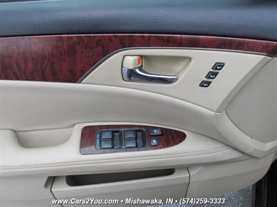 2011 Toyota Avalon   - Photo 9 - Mishawaka, IN 46545