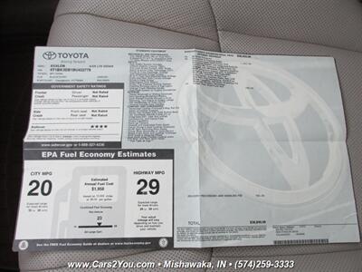 2011 Toyota Avalon   - Photo 27 - Mishawaka, IN 46545