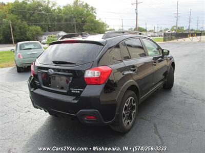 2017 Subaru Crosstrek 2.0i Premium AWD   - Photo 6 - Mishawaka, IN 46545