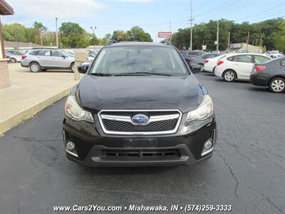 2017 Subaru Crosstrek 2.0i Premium AWD   - Photo 2 - Mishawaka, IN 46545