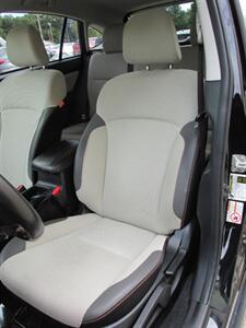 2017 Subaru Crosstrek 2.0i Premium AWD   - Photo 11 - Mishawaka, IN 46545