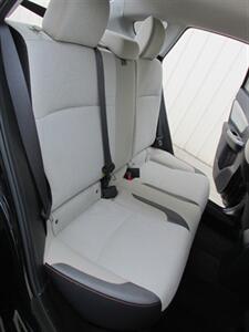 2017 Subaru Crosstrek 2.0i Premium AWD   - Photo 15 - Mishawaka, IN 46545