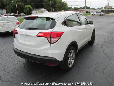 2016 Honda HR-V LX AWD   - Photo 7 - Mishawaka, IN 46545